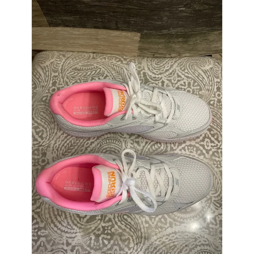 Skechers GO RUN Leather Running Shoes White Pink Accents Women's Size US 6 - Picture 5 of 7